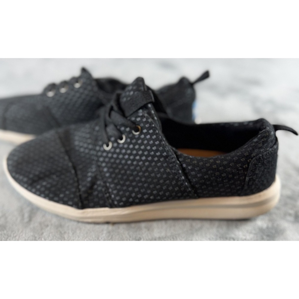 TOMS Shoes Womens‎ Size 7.5 Casual Lace Up Comfort Lightweight Sneakers